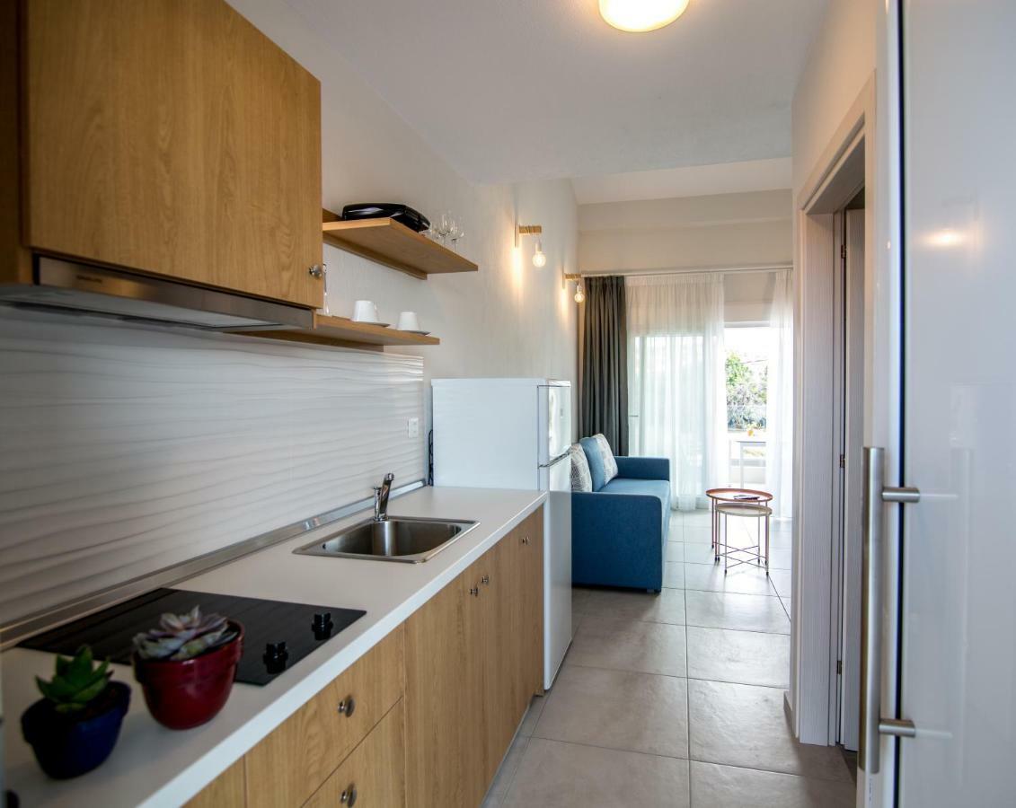 The Papoutsakis Apartments Nikiti  Exterior photo